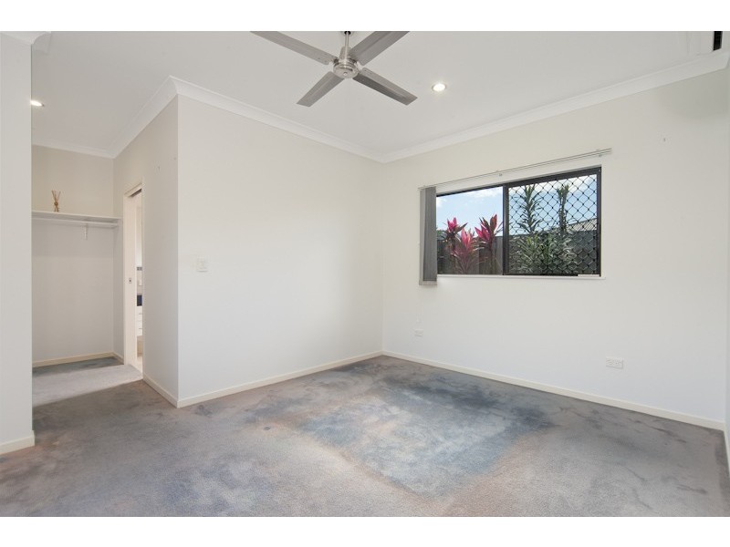 Bentley Park QLD 4869