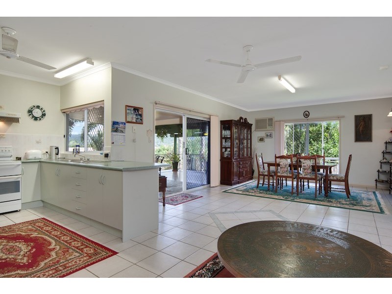 Bentley Park QLD 4869