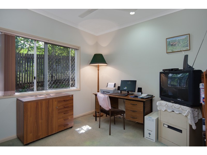 Bentley Park QLD 4869