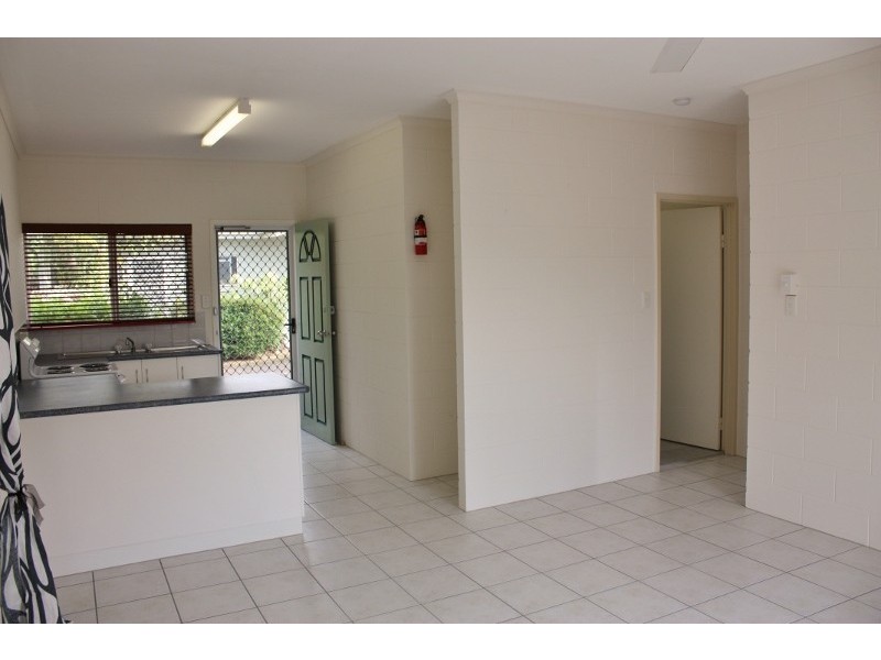 1 / 74 – 82 Swallow Street, Mooroobool QLD 4870