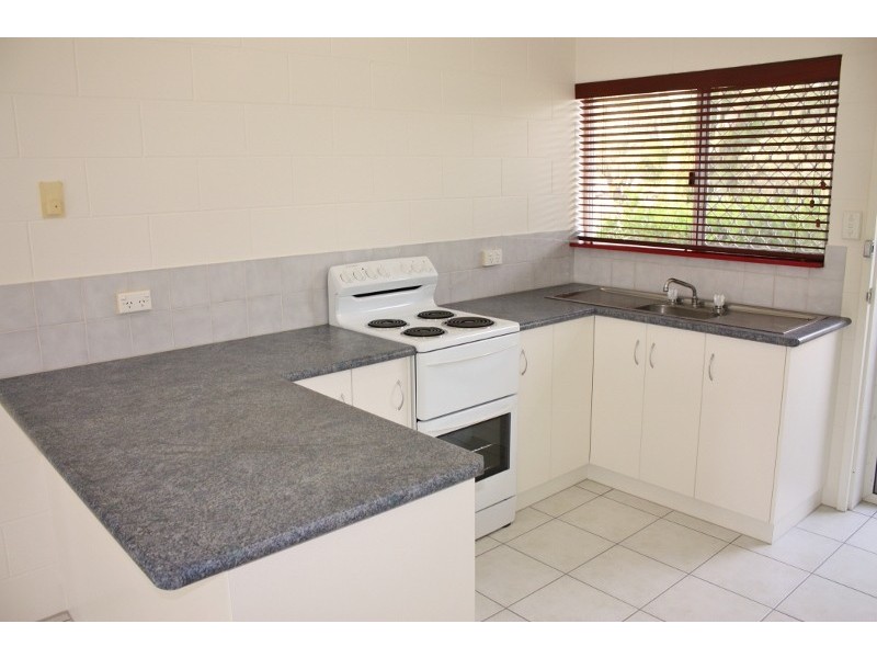 1 / 74 – 82 Swallow Street, Mooroobool QLD 4870