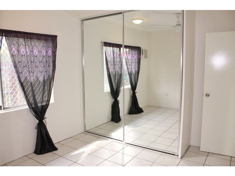 1 / 74 – 82 Swallow Street, Mooroobool QLD 4870