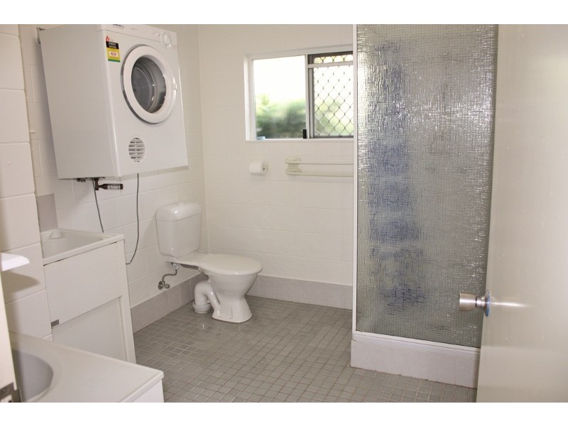 1 / 74 – 82 Swallow Street, Mooroobool QLD 4870