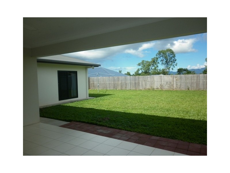 Bentley Park QLD 4869