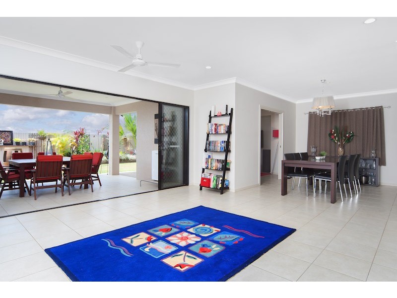 Bentley Park QLD 4869