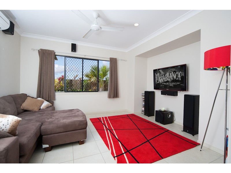 Bentley Park QLD 4869
