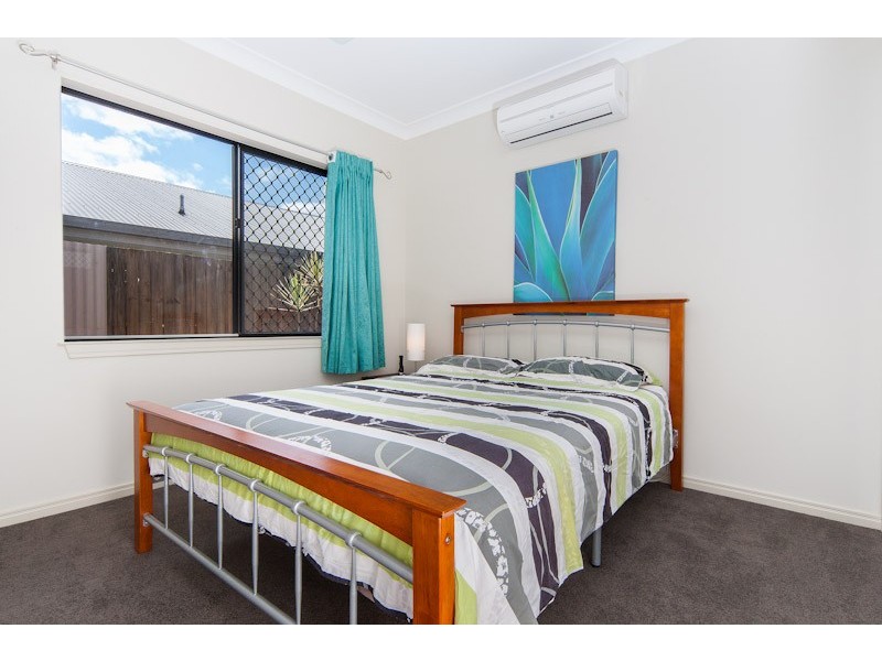 Bentley Park QLD 4869