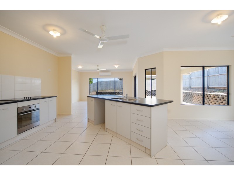 15 Conway Close, Bentley Park QLD 4869