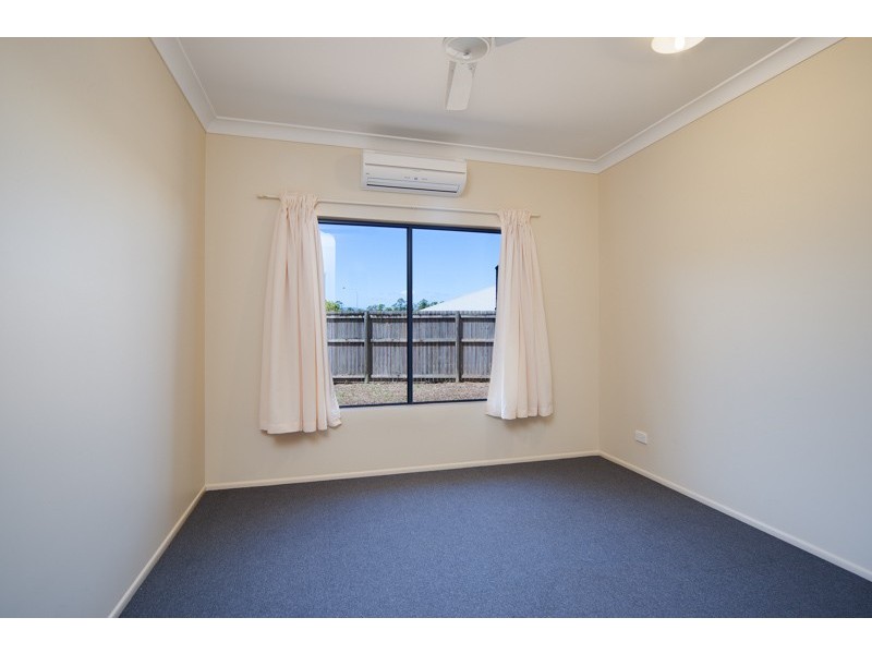 15 Conway Close, Bentley Park QLD 4869