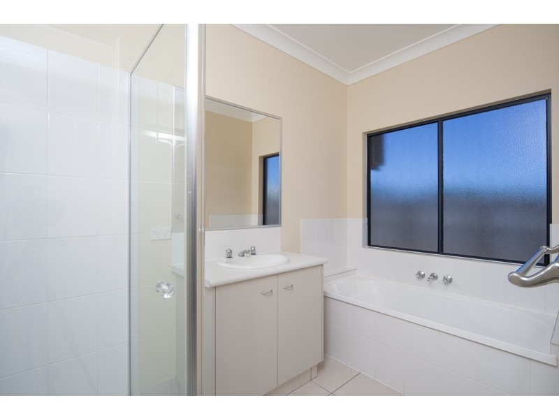 15 Conway Close, Bentley Park QLD 4869