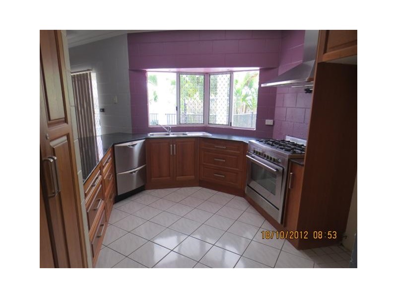 Bentley Park QLD 4869