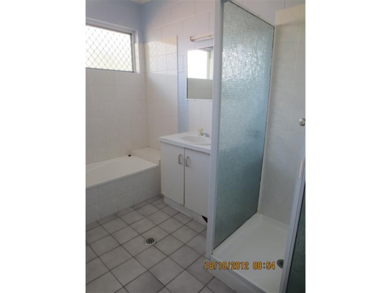 Bentley Park QLD 4869