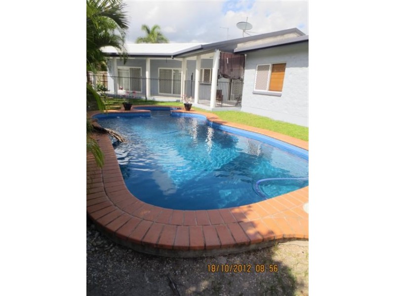 Bentley Park QLD 4869