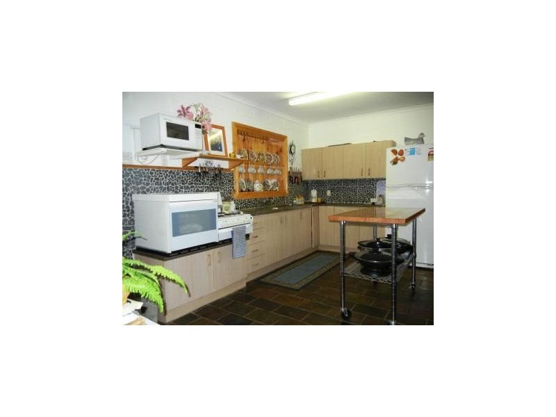 18 Cleland Street, Gordonvale QLD 4865