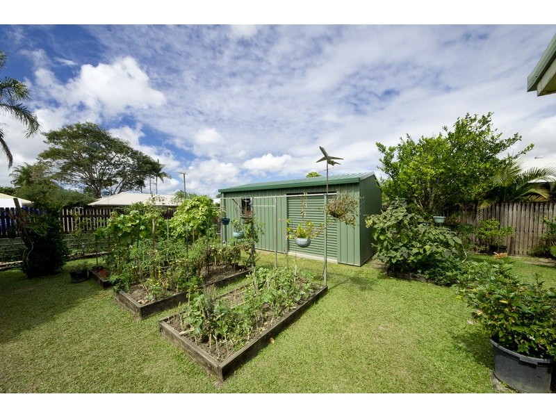 18 Sirius Street, Bentley Park QLD 4869