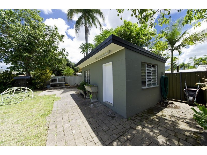 17 Trojan Street, Edmonton QLD 4869