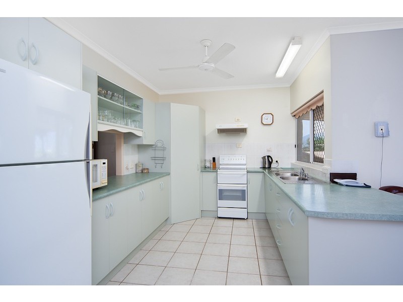 Bentley Park QLD 4869