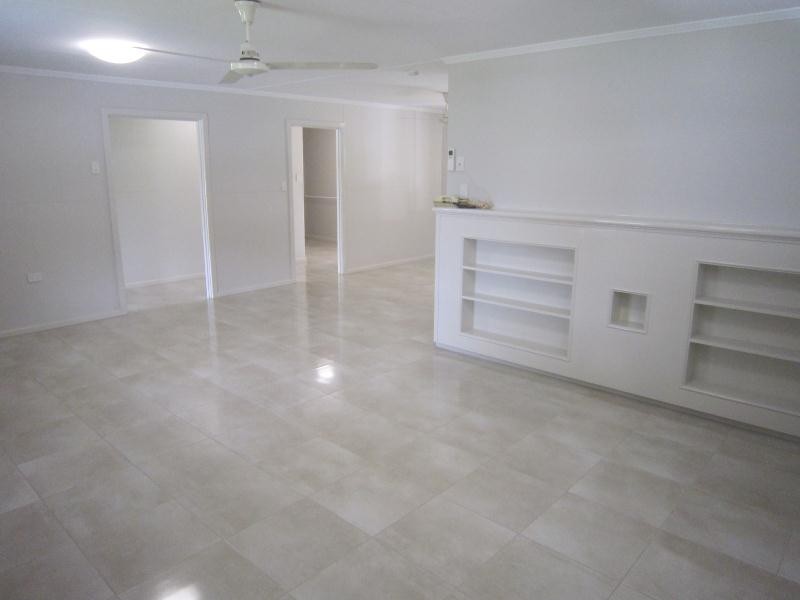 27 Henley Street, Earlville QLD 4870