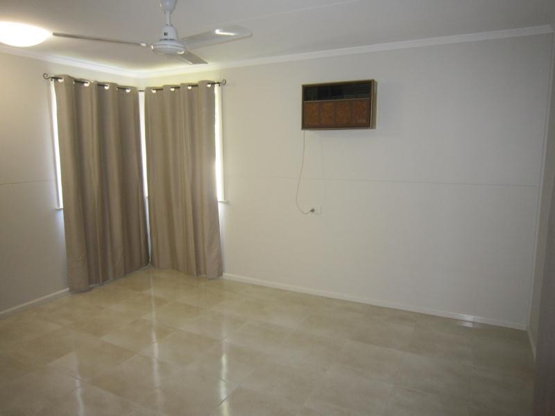 27 Henley Street, Earlville QLD 4870