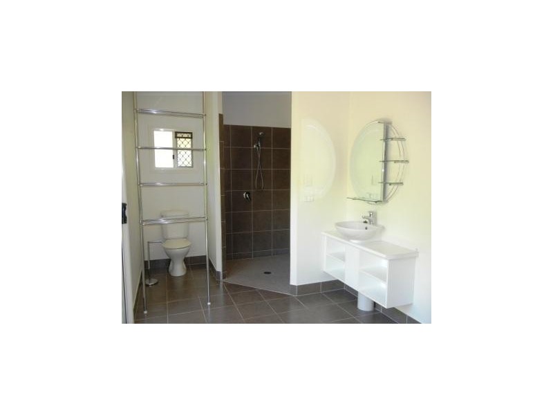 60 Shaft Street, Edmonton QLD 4869