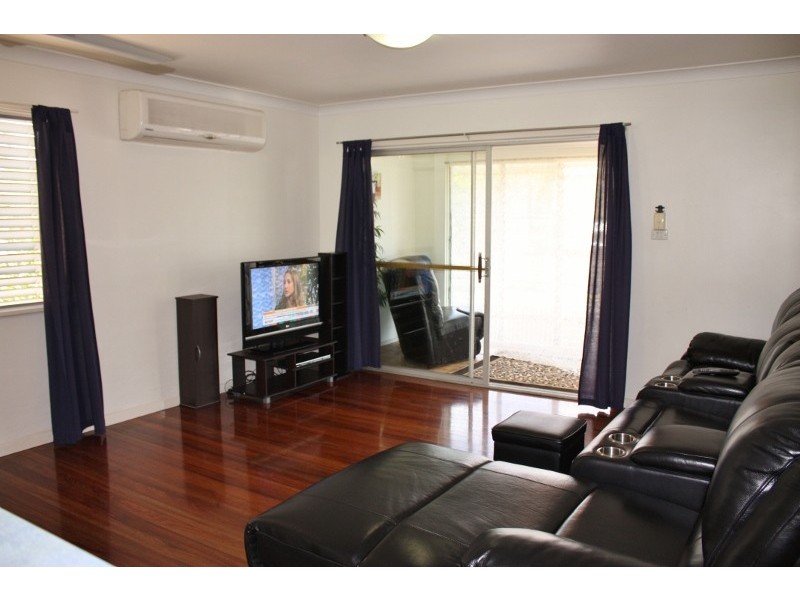 87 Mayers Street, Manoora QLD 4870