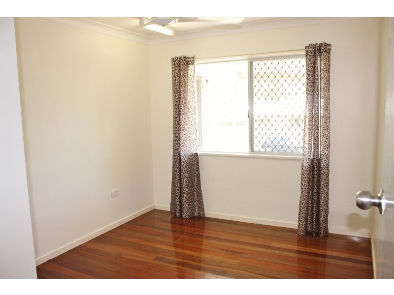 87 Mayers Street, Manoora QLD 4870