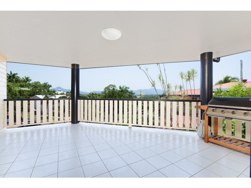 5 Bowen Street, Mount Sheridan QLD 4868