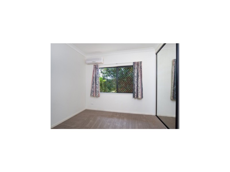 5 Bowen Street, Mount Sheridan QLD 4868