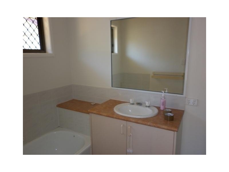 4 Miltonia Close, Edmonton QLD 4869