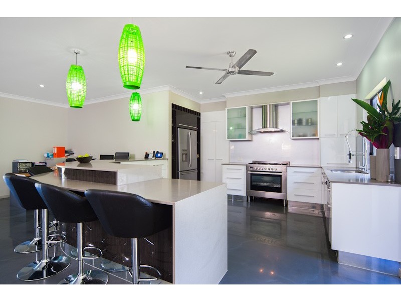 Bentley Park QLD 4869