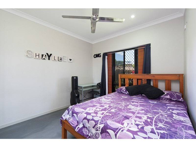 Bentley Park QLD 4869