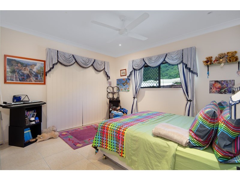 23 Goodsell Drive, Bentley Park QLD 4869