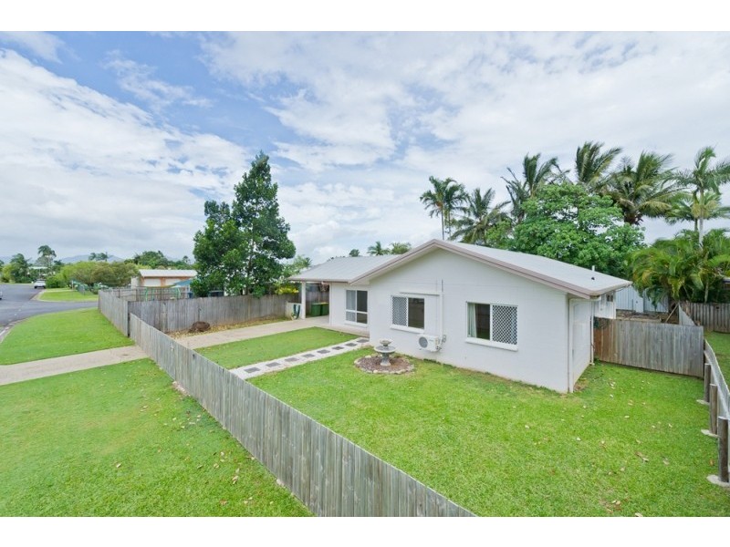 19 Fishburn Street, Bentley Park QLD 4869