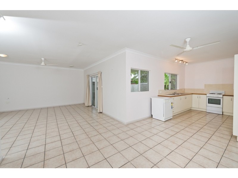 19 Fishburn Street, Bentley Park QLD 4869