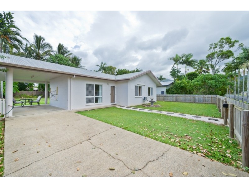 19 Fishburn Street, Bentley Park QLD 4869