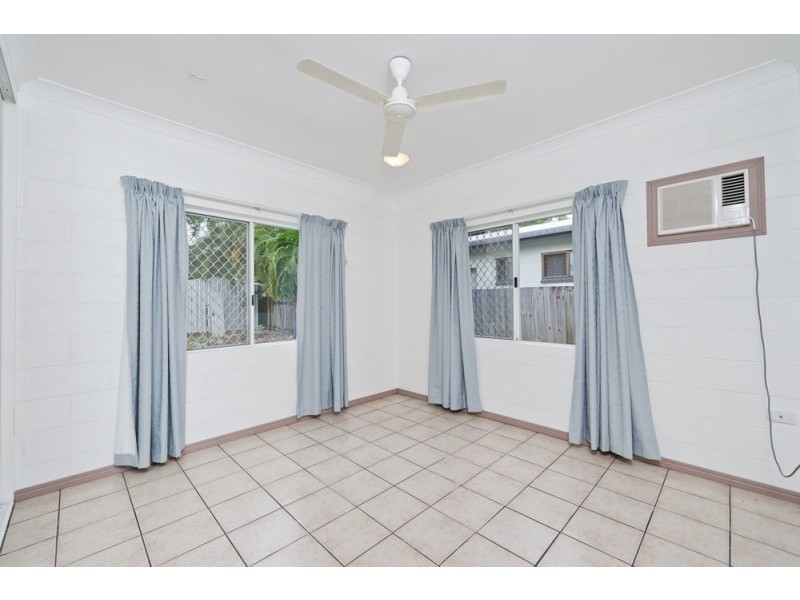 19 Fishburn Street, Bentley Park QLD 4869
