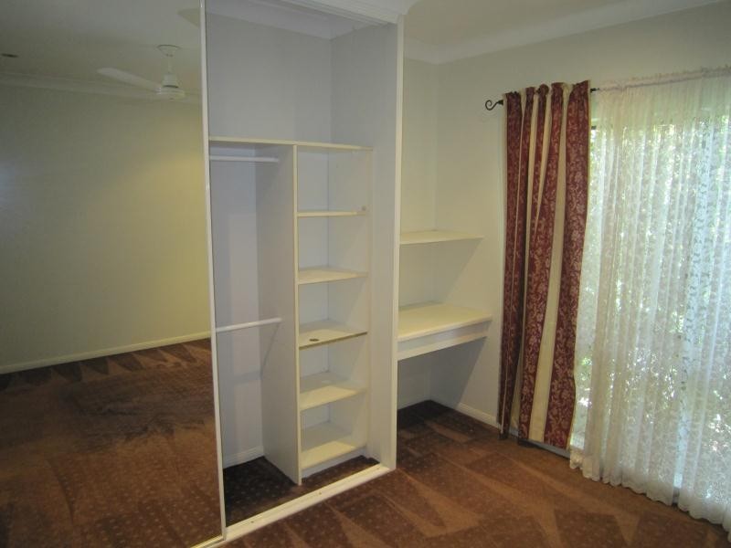 3 Speedy Close, Bentley Park QLD 4869