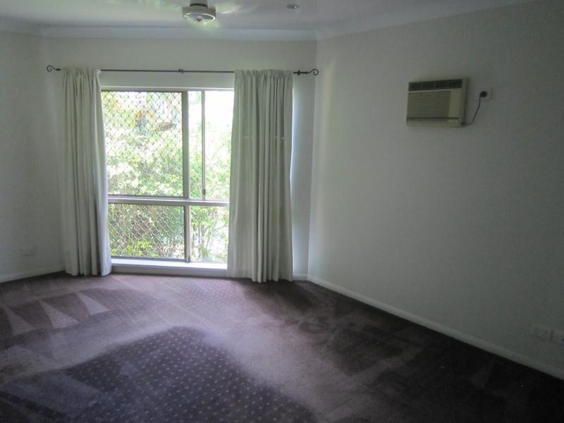 3 Speedy Close, Bentley Park QLD 4869