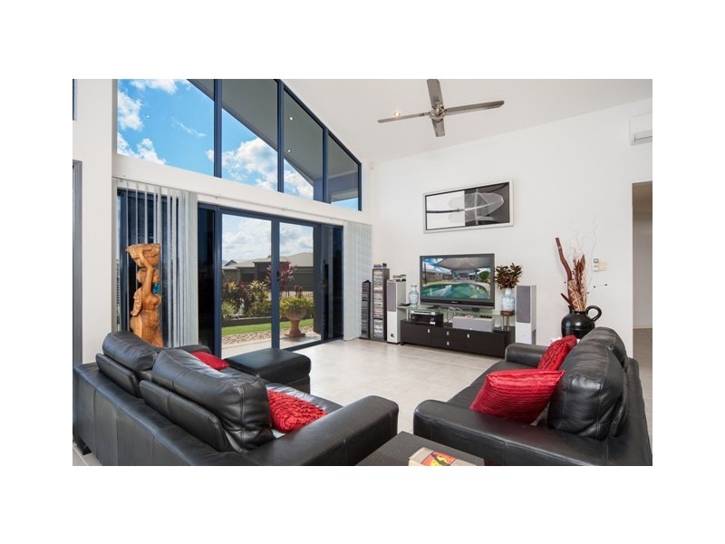 1 Pollock Close, Bentley Park QLD 4869