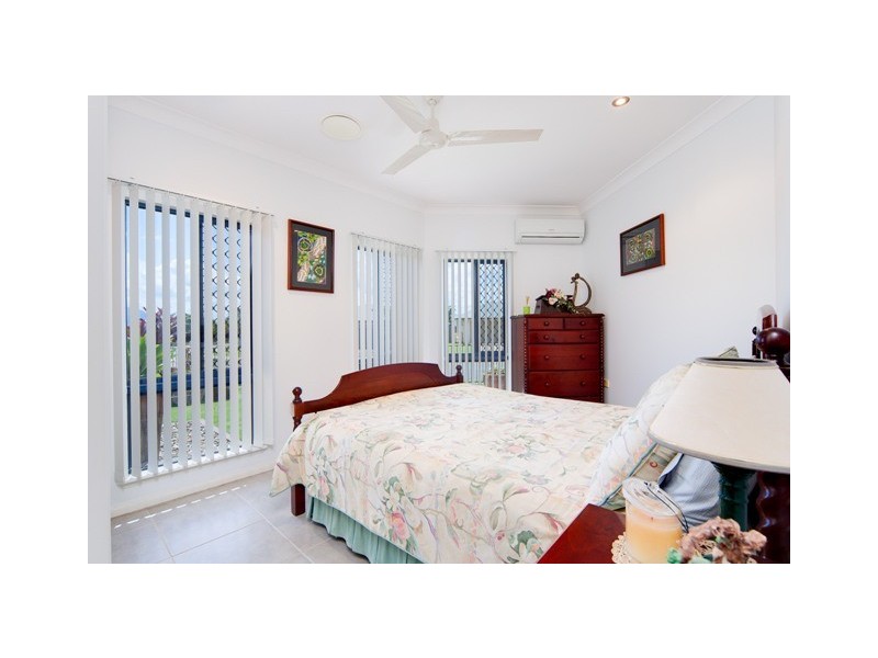 1 Pollock Close, Bentley Park QLD 4869