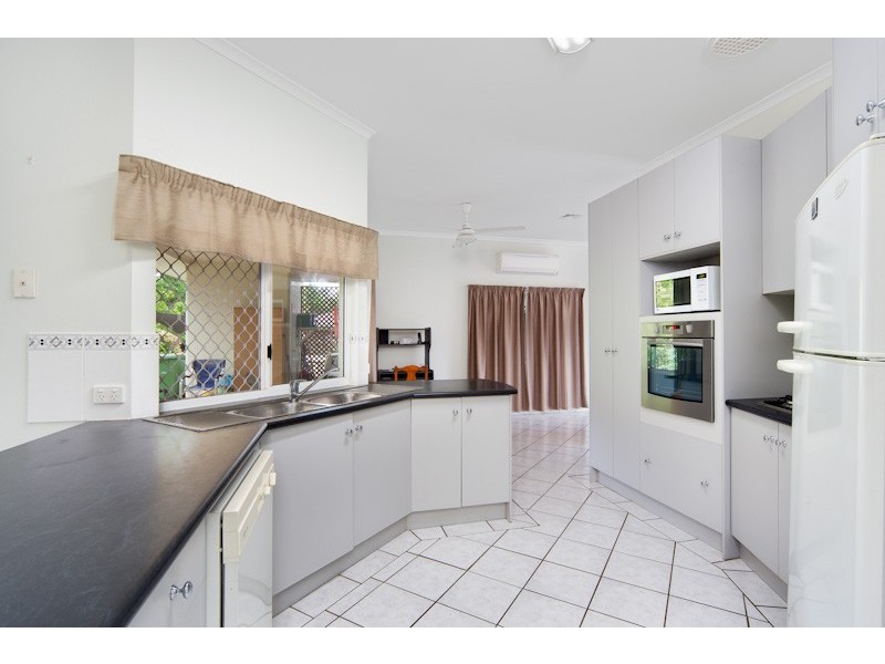 27 Rennel Close, Mount Sheridan QLD 4868