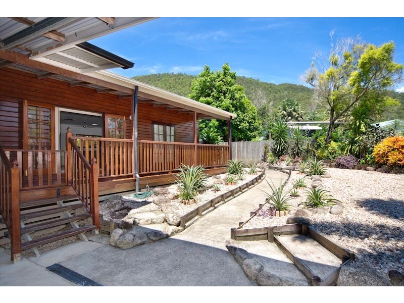 3 Palmer Close, Gordonvale QLD 4865