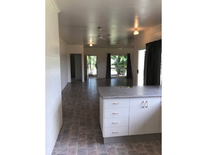 18 Hyacinth Close, Edmonton QLD 4869