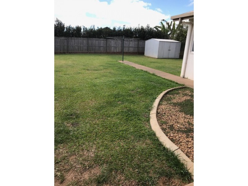 18 Hyacinth Close, Edmonton QLD 4869