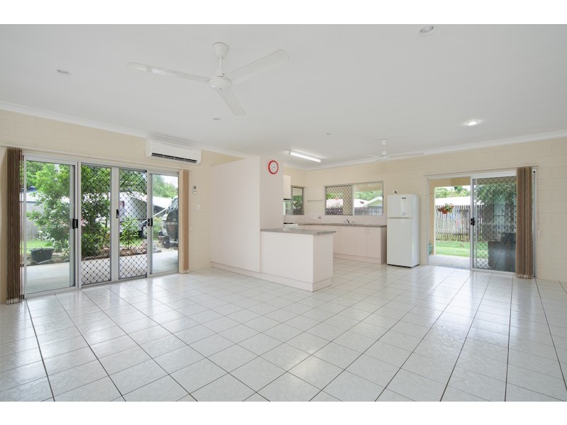 6 Frost Close, Edmonton QLD 4869