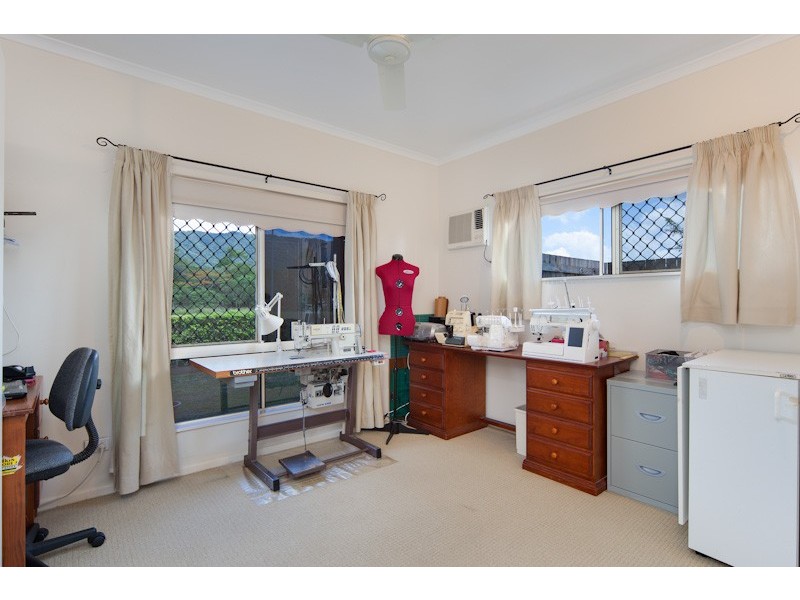 24 Slipper Street, Edmonton QLD 4869