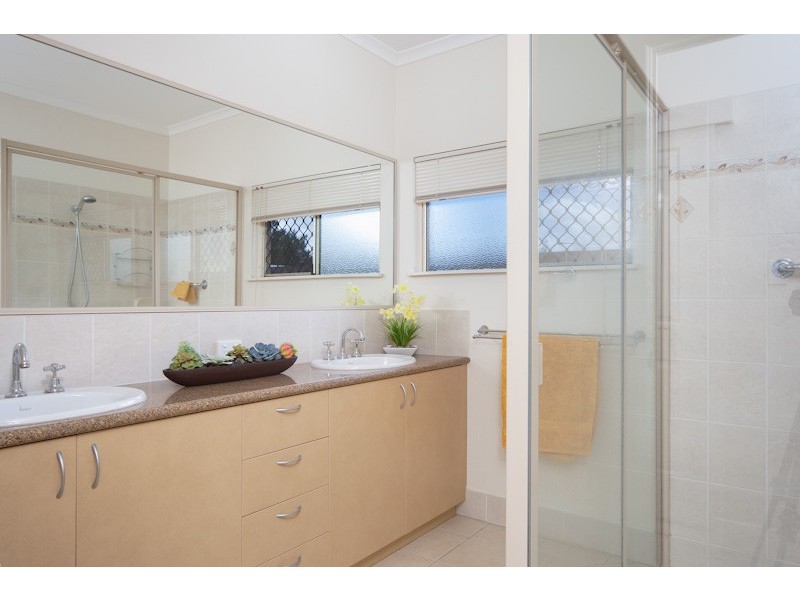 24 Slipper Street, Edmonton QLD 4869