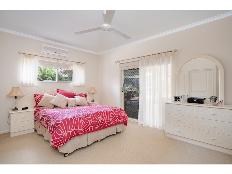 24 Slipper Street, Edmonton QLD 4869