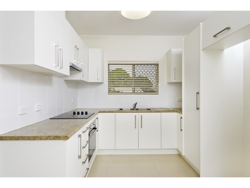 9 Milano Street, Woree QLD 4868