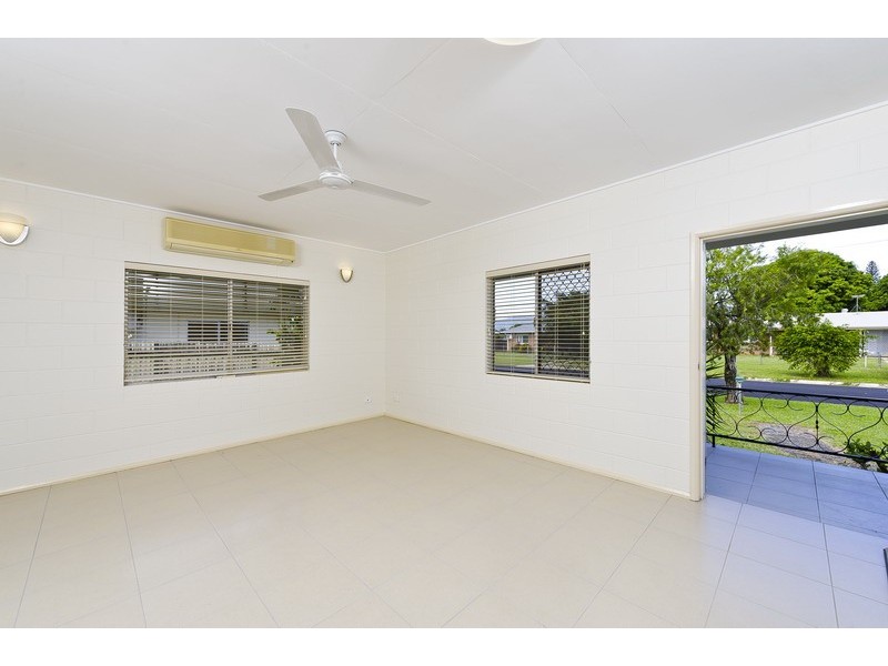 9 Milano Street, Woree QLD 4868